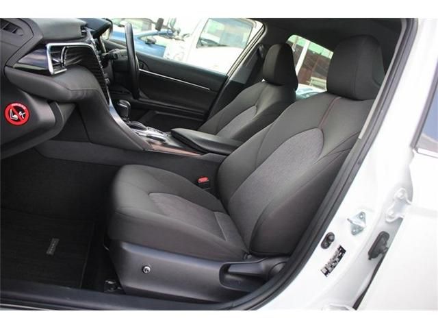 TOYOTA CAMRY HYBRID 2017 Image 31