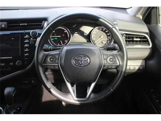 TOYOTA CAMRY HYBRID 2017 Image 31