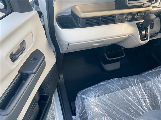 HONDA N BOX 2023 Image 31