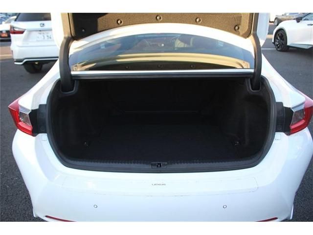 TOYOTA LEXUS RC200T 2017 Image 31