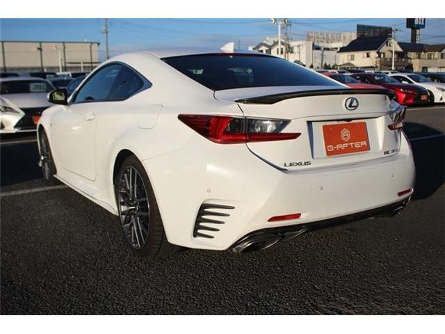 TOYOTA LEXUS RC200T 2017 Image 31