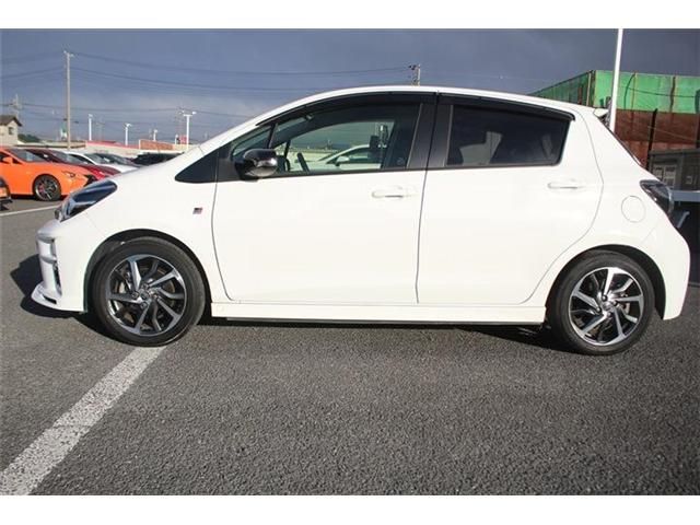 TOYOTA VITZ 2018 Image 31