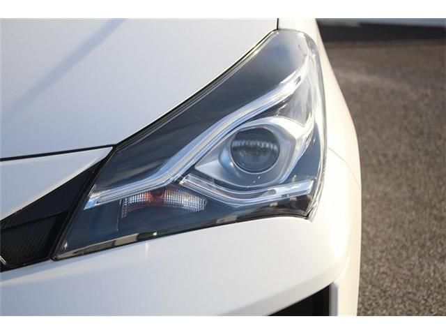 TOYOTA VITZ 2018 Image 31