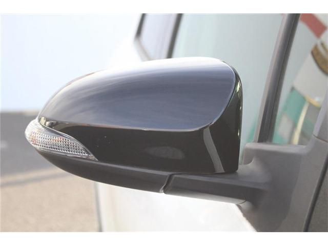 TOYOTA VITZ 2018 Image 31