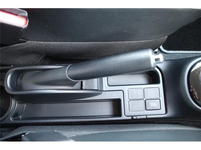 TOYOTA VITZ 2018 Image 31