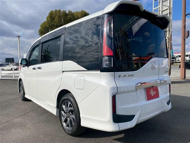 HONDA STEPWAGON SPADA 2015 Image 31