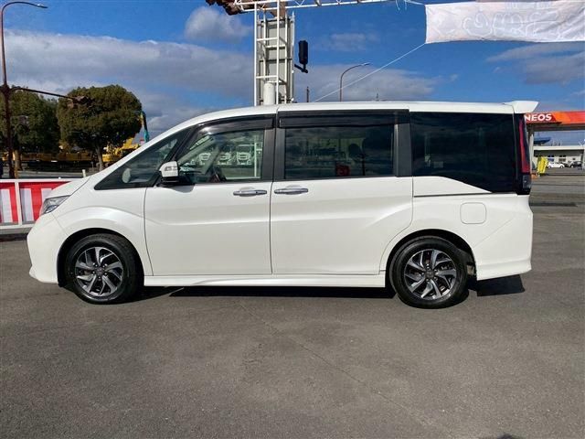 HONDA STEPWAGON SPADA 2015 Image 31