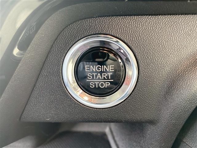 HONDA STEPWAGON SPADA 2015 Image 31