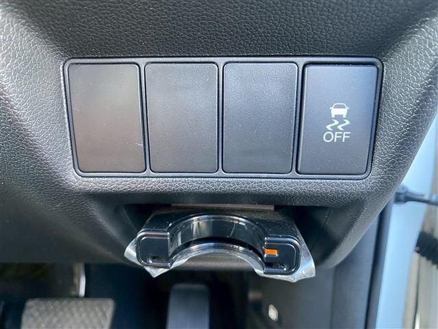 HONDA STEPWAGON SPADA 2015 Image 31