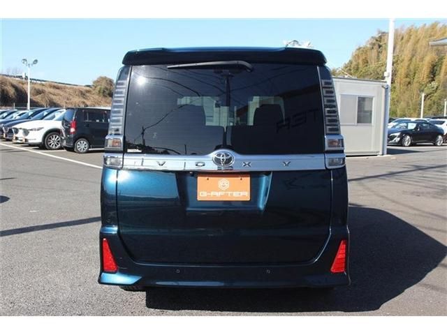 TOYOTA VOXY 2019 Image 31