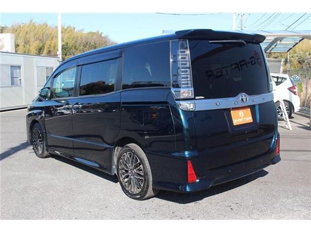 TOYOTA VOXY 2019 Image 31