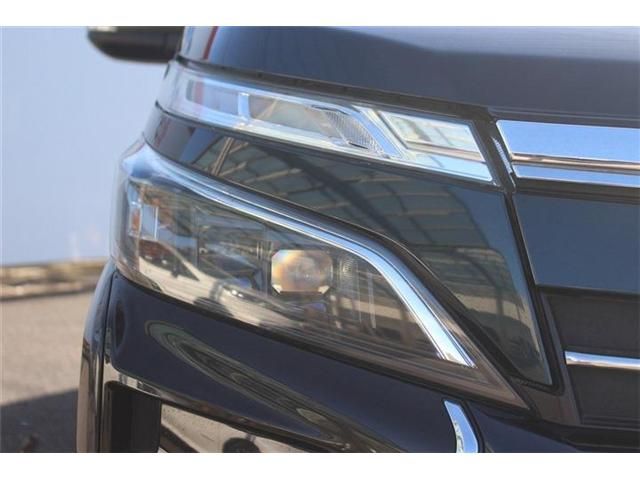 TOYOTA VOXY 2019 Image 31