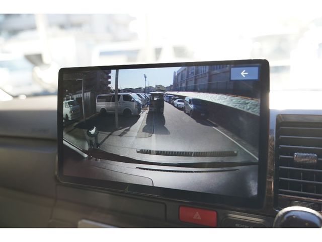 TOYOTA HIACE VAN 2WD 2021 Image 31