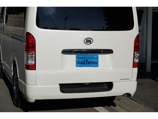 TOYOTA HIACE VAN 2WD 2021 Image 31