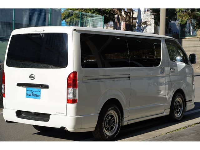 TOYOTA HIACE VAN 2WD 2021 Image 31