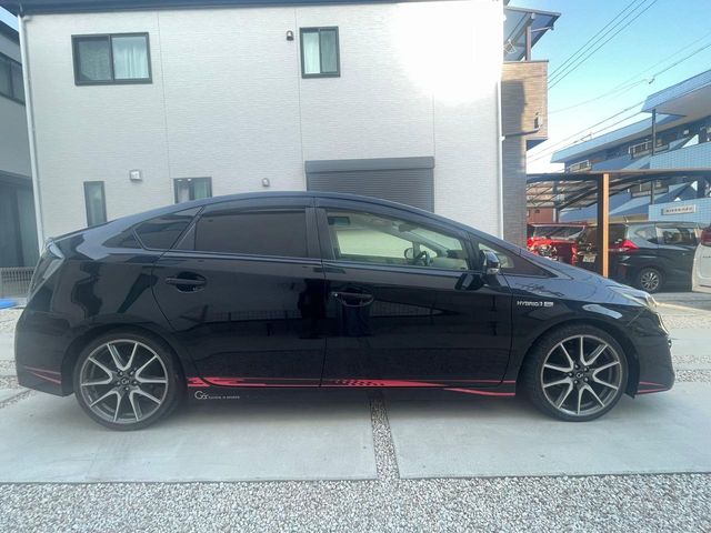 TOYOTA PRIUS 2014 Image 31