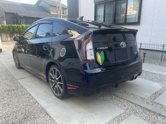 TOYOTA PRIUS 2014 Image 31