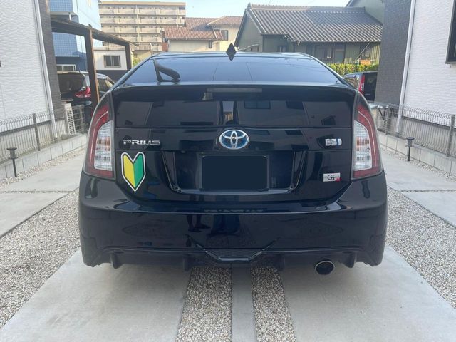 TOYOTA PRIUS 2014 Image 31