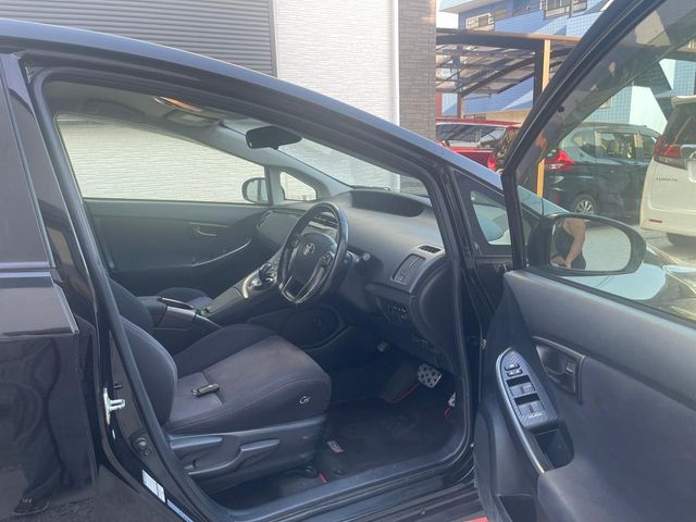 TOYOTA PRIUS 2014 Image 31