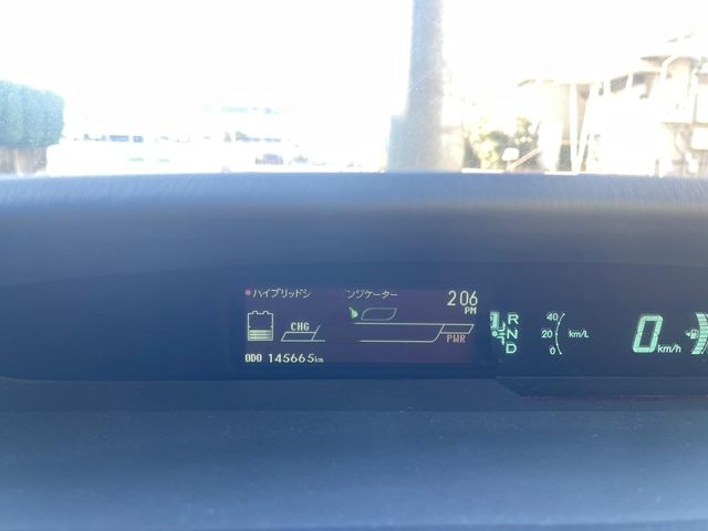 TOYOTA PRIUS 2014 Image 31