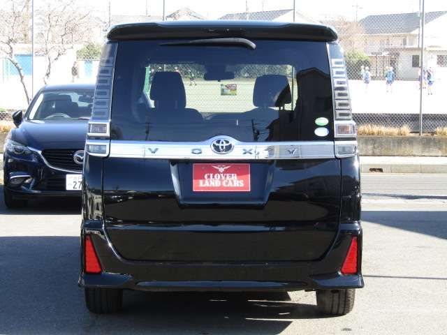 TOYOTA VOXY 2018 Image 31