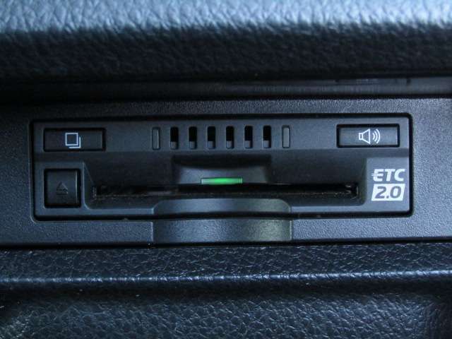 TOYOTA VOXY 2018 Image 31