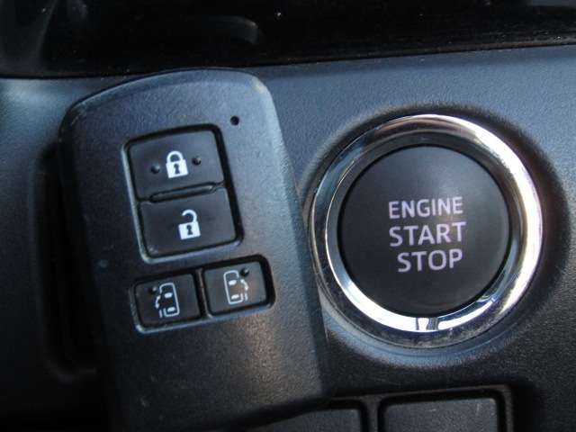 TOYOTA VOXY 2018 Image 31