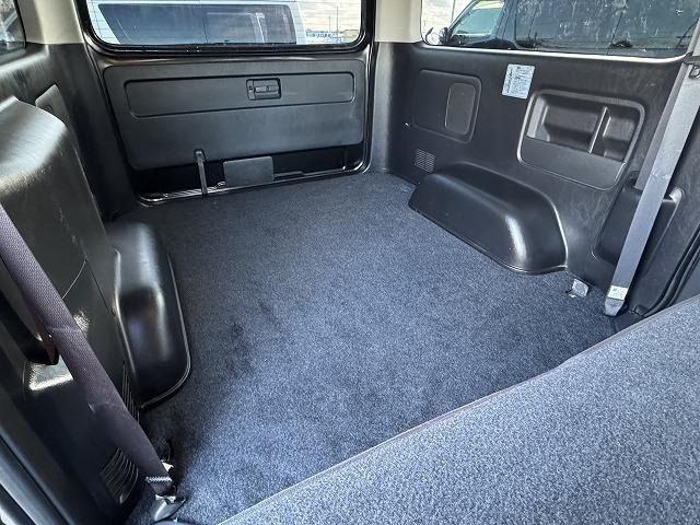 TOYOTA REGIUSACE VAN 2WD 2016 Image 31