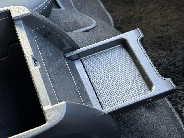 TOYOTA REGIUSACE VAN 2WD 2016 Image 31