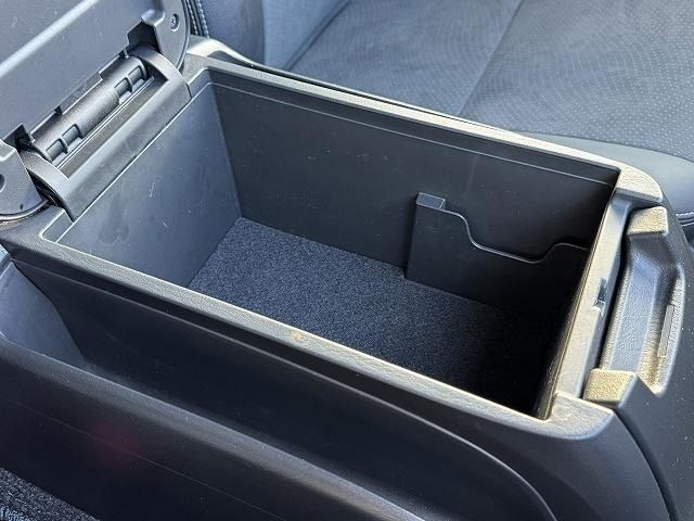 TOYOTA REGIUSACE VAN 2WD 2016 Image 31