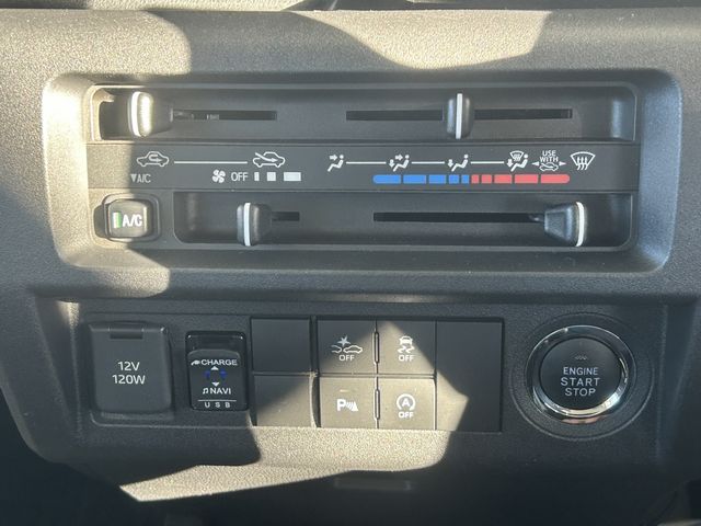 DAIHATSU HIJET TRUCK 2022 Image 31