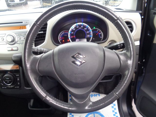 SUZUKI WAGON R 2013 Image 31