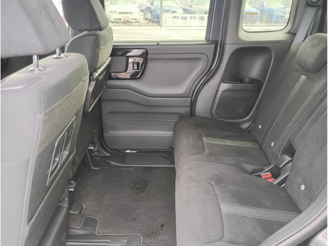 HONDA N BOX CUSTOM 4WD 2023 Image 31