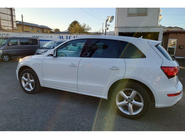 AUDI Q5 2015 Image 31