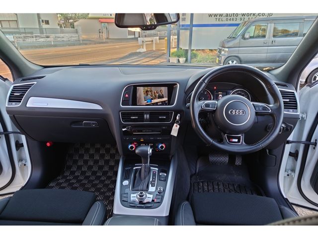 AUDI Q5 2015 Image 31