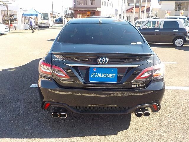 TOYOTA CROWN SEDAN HYBRID 4 2018 Image 31