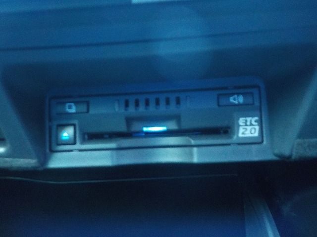 TOYOTA CROWN SEDAN HYBRID 4 2018 Image 31