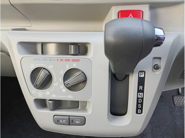 DAIHATSU MIRA E:S 2021 Image 31