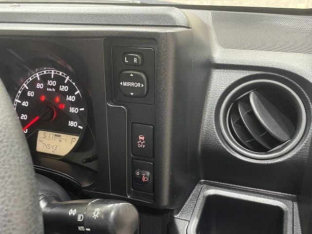 TOYOTA PROBOX VAN 2WD 2020 Image 31