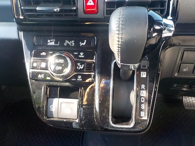 DAIHATSU TANTO CUSTOM 2023 Image 31