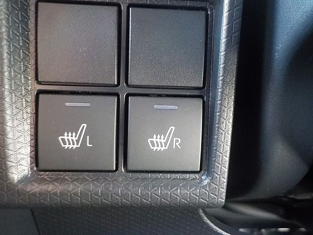 DAIHATSU TANTO CUSTOM 2023 Image 31