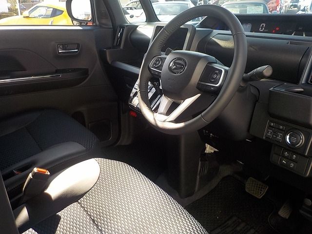 DAIHATSU TANTO CUSTOM 2023 Image 31