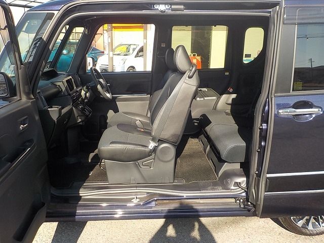 DAIHATSU TANTO CUSTOM 2023 Image 31