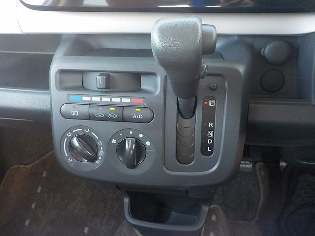 NISSAN MOCO 2012 Image 31