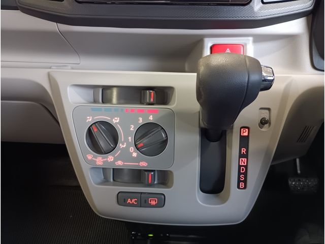 TOYOTA PIXIS EPOCH 2021 Image 31