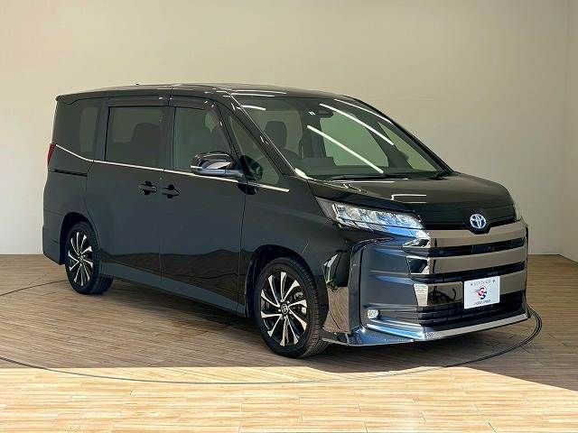 TOYOTA NOAH HYBRID 2023 Image 31