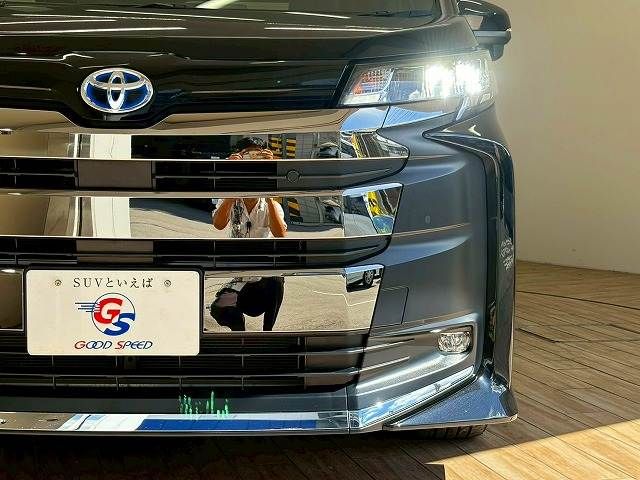 TOYOTA NOAH HYBRID 2023 Image 31