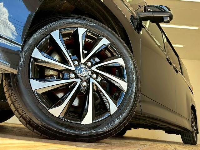 TOYOTA NOAH HYBRID 2023 Image 31