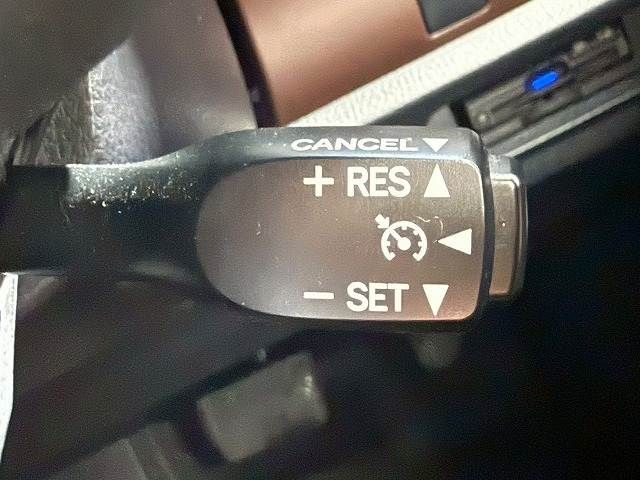 TOYOTA ESQUIRE HYBRID 2018 Image 31