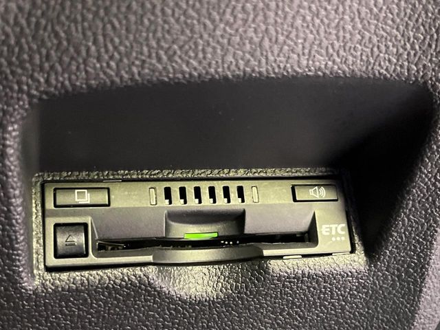 TOYOTA PRIUS 2020 Image 31